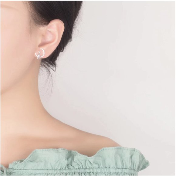 925 Silver Cat On The Moon Earrings - Picture 7 of 16